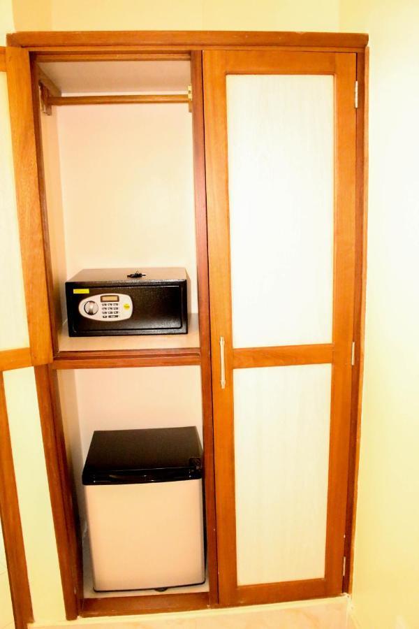 Prinias Hotel Kisumu Ngoại thất bức ảnh