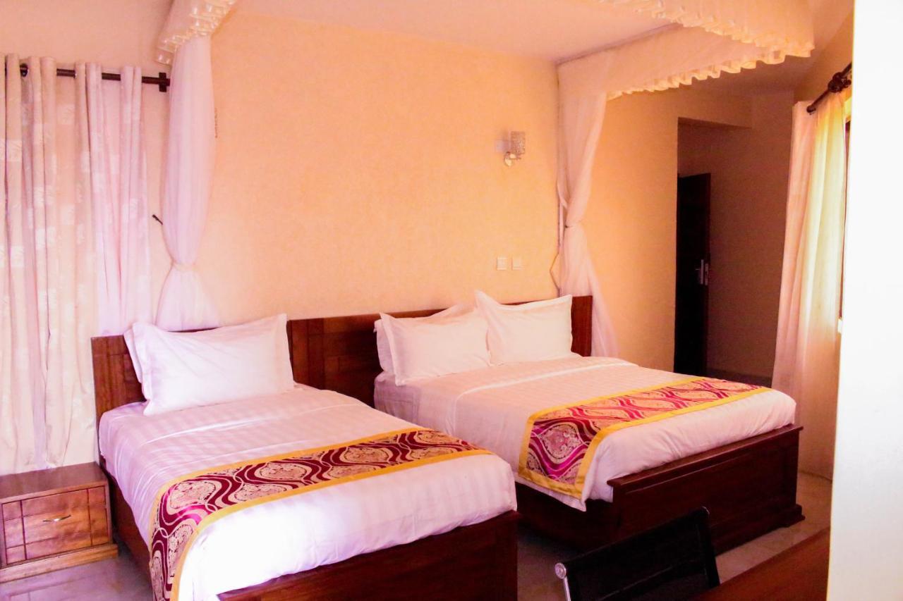 Prinias Hotel Kisumu Ngoại thất bức ảnh
