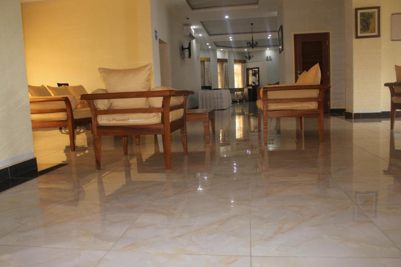 Prinias Hotel Kisumu Ngoại thất bức ảnh