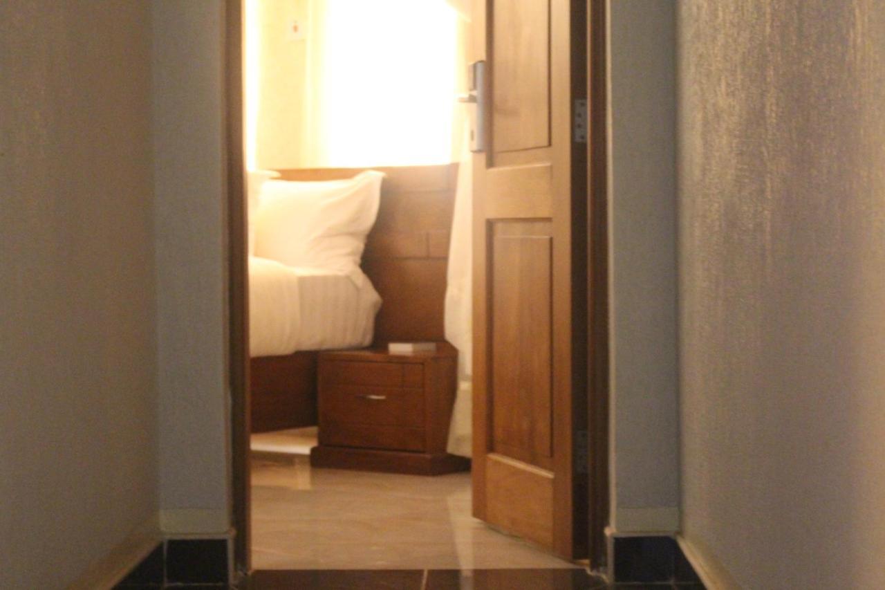 Prinias Hotel Kisumu Ngoại thất bức ảnh