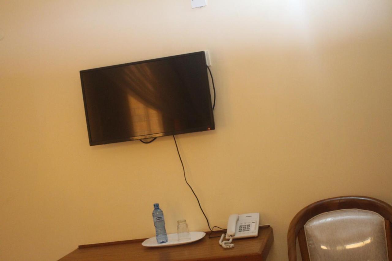 Prinias Hotel Kisumu Ngoại thất bức ảnh